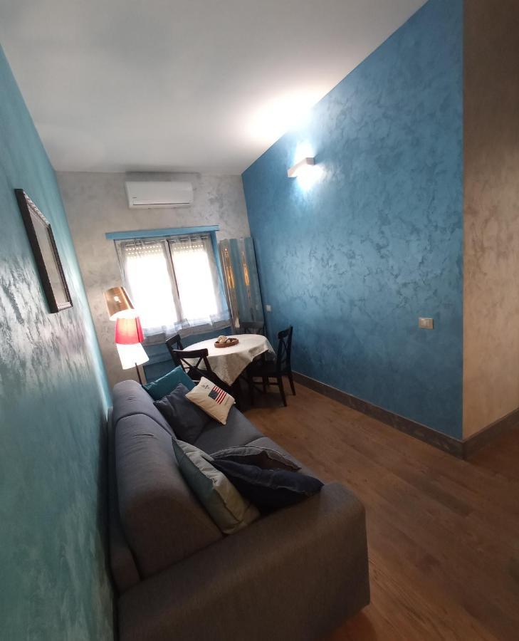 C&E Suites Roma Lido di Ostia Bagian luar foto
